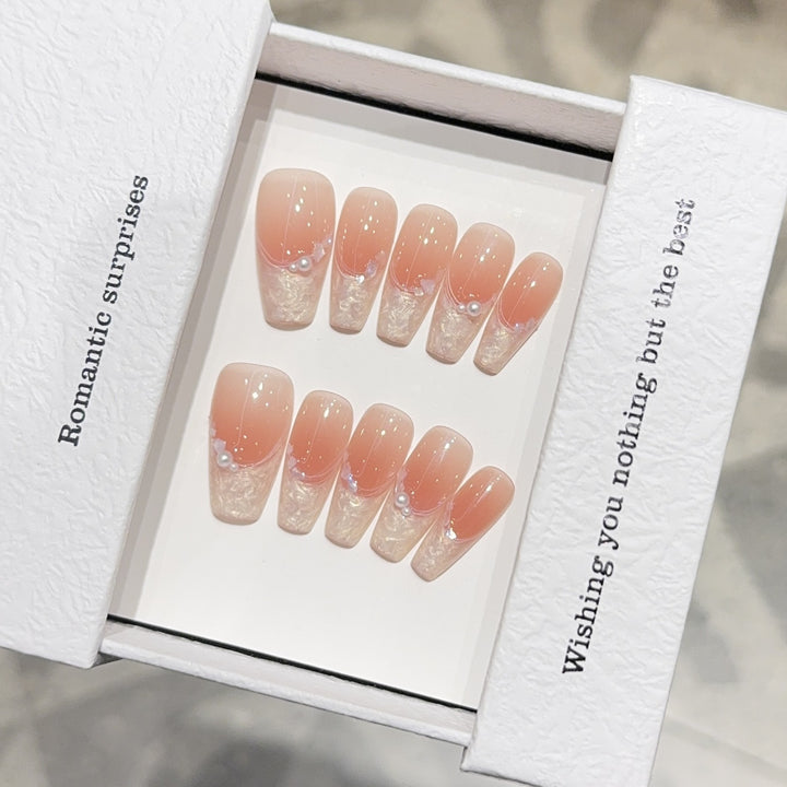 Artificial Nails in Romantic Ombre Design Kalsten