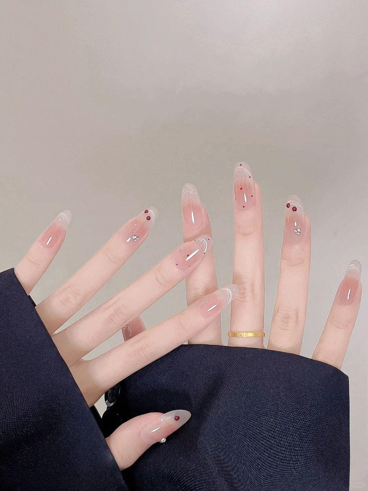 Artistic Heart Pattern Nail Art Extensions Kalsten