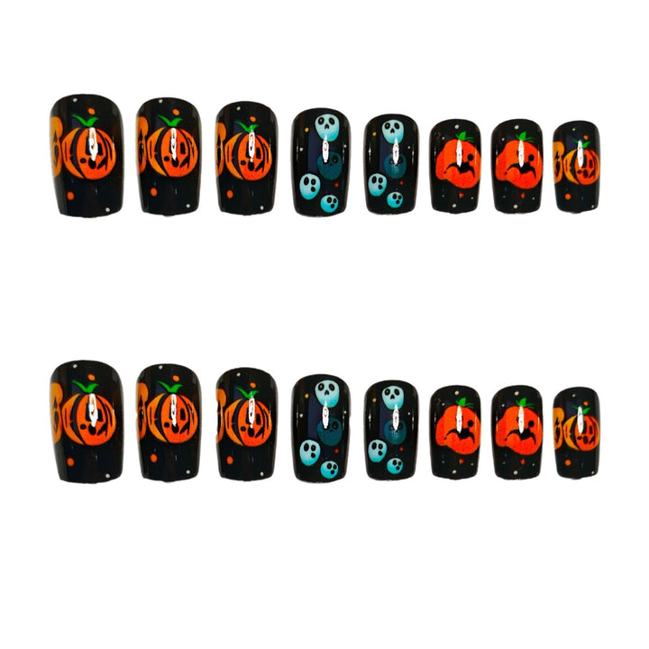 Halloween-Themed Nail Art Design