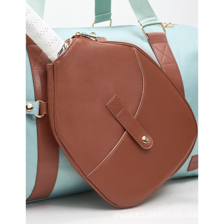 Sporty travel bag with integrated accessories Kalsten