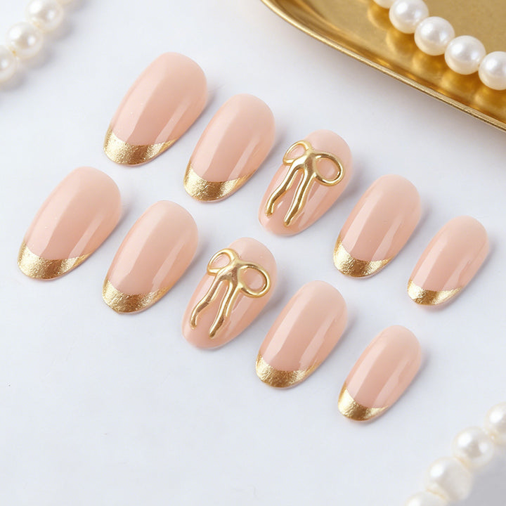 Elegant Gold-Trimmed Press-On Nail Art Kalsten