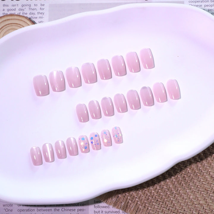 Elegant artificial nails with glitter details Kalsten