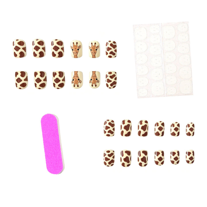 Artistic Giraffe-Themed Nail Art Extensions Kalsten