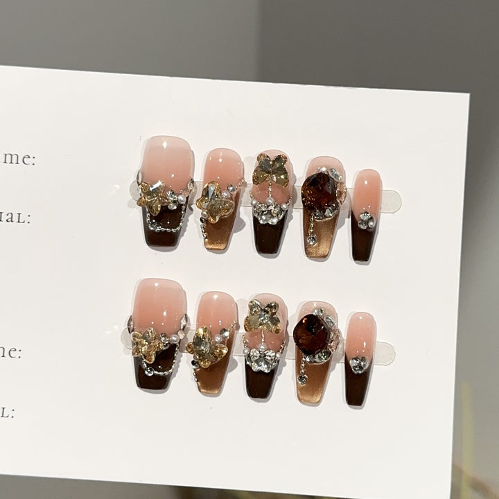Glamorous Floral Embellished Press-On Nail Art Set