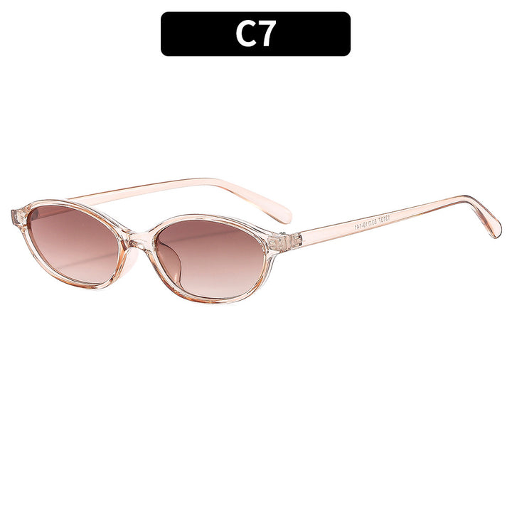 Retro-Inspired Oval Frame Sunglasses
