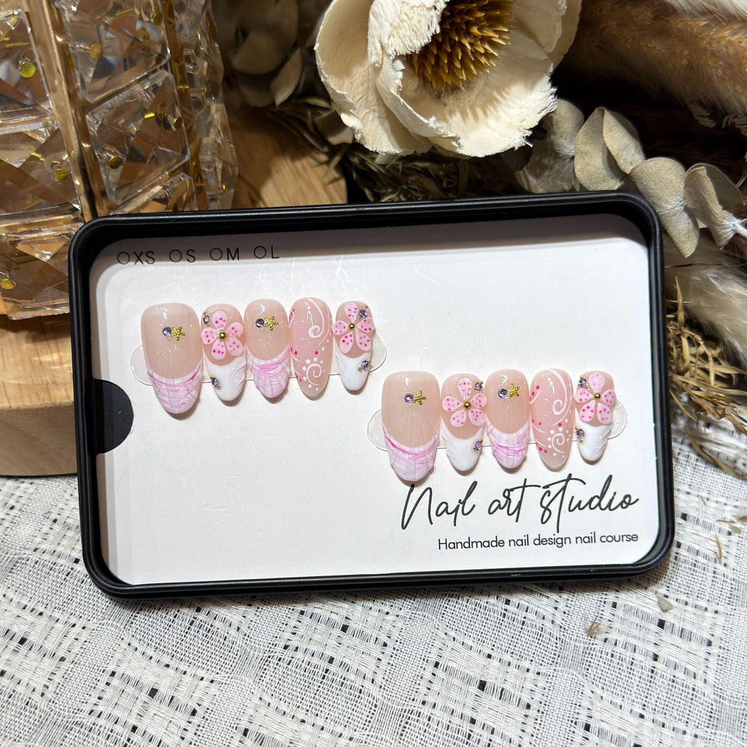 Handmade Floral Press-On Nail Set Kalsten 1788224057