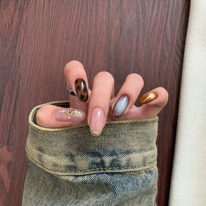 Artistic Heart Pattern Nail Art Extensions Kalsten