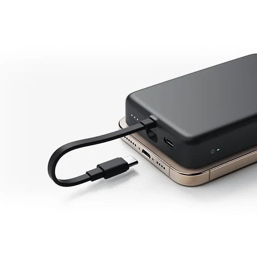 Magnetic wireless power bank with Magnetic alignment and USB-C pass-through Kalsten