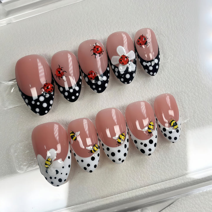 Artificial nails with cheerful animal motifs Kalsten