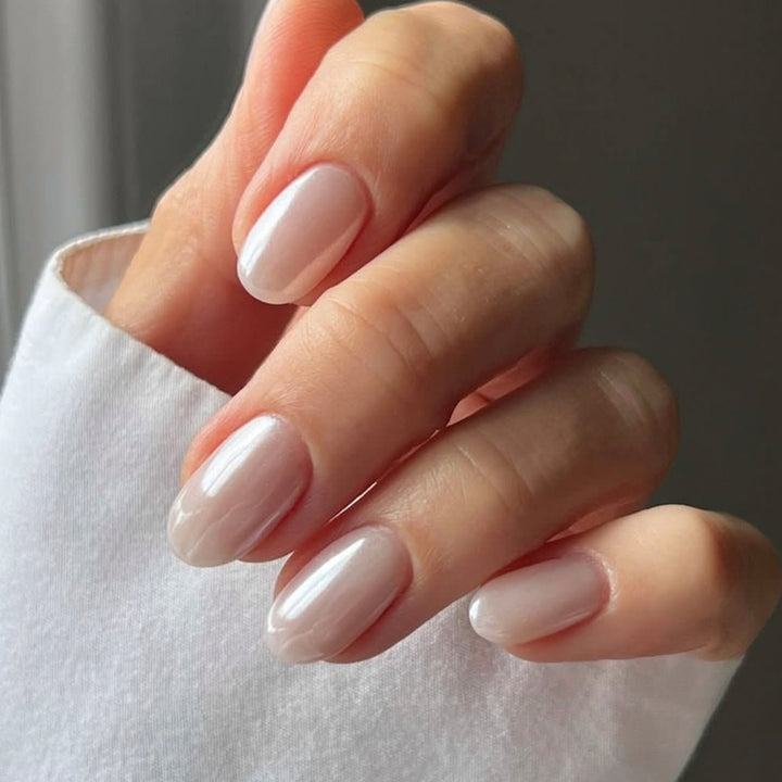 Elegant Gel Nails with Natural Shine Kalsten