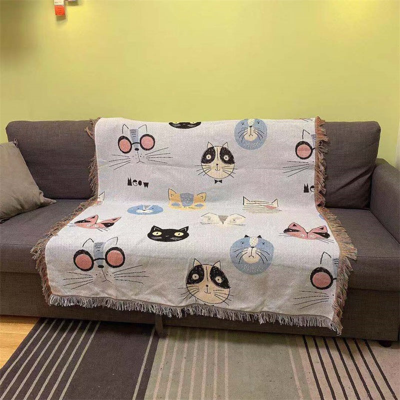 Decorative Cat-Themed Throw Blanket