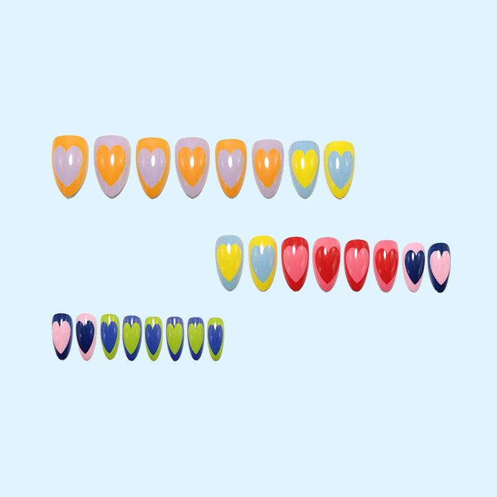 Artificial nails in modern heart design Kalsten