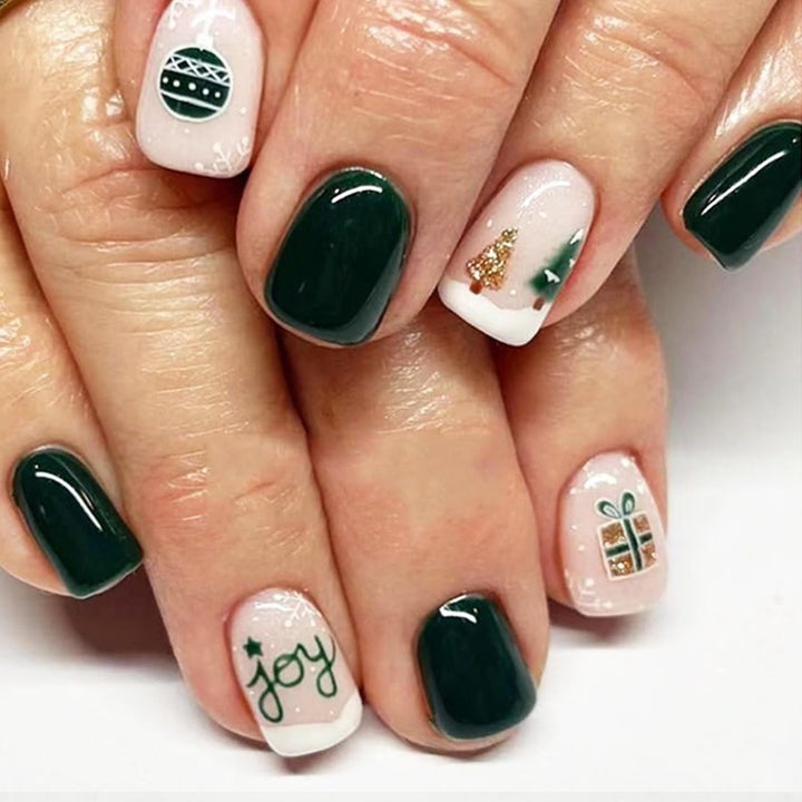 Artificial nail set with festive winter theme Kalsten