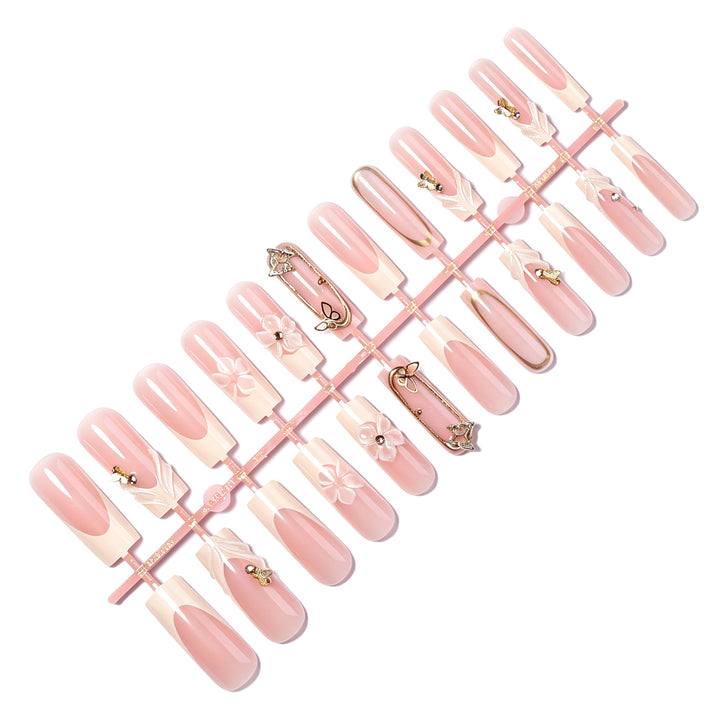 Artificial nail set with floral engravings and elegant embellishments Kalsten