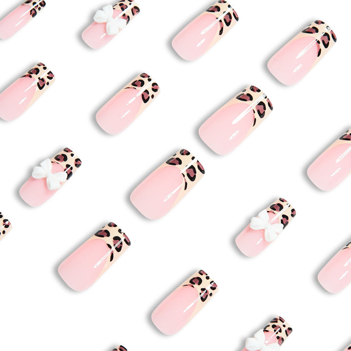 Artistic Leopard Print Press-On Nail Design Kalsten