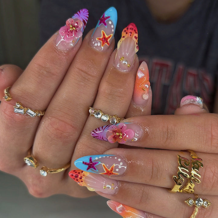 Artistic Tropical-Inspired Press-On Nail Art Kalsten