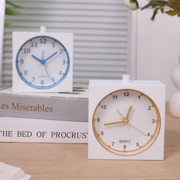 Quarz Alarm Clock in Modern Design Kalsten