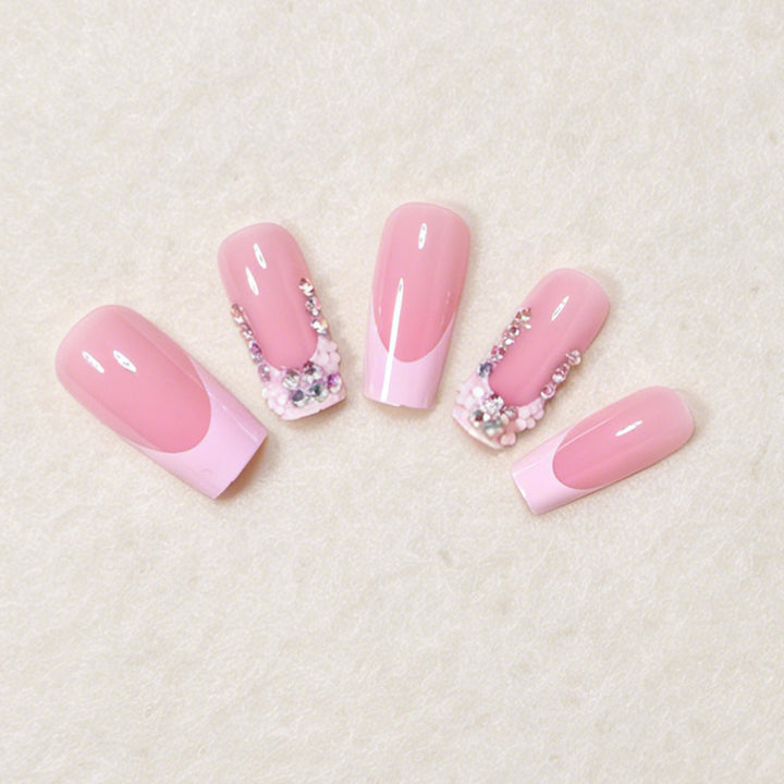 Elegant Floral Accent Press-On Nail Art Set Kalsten