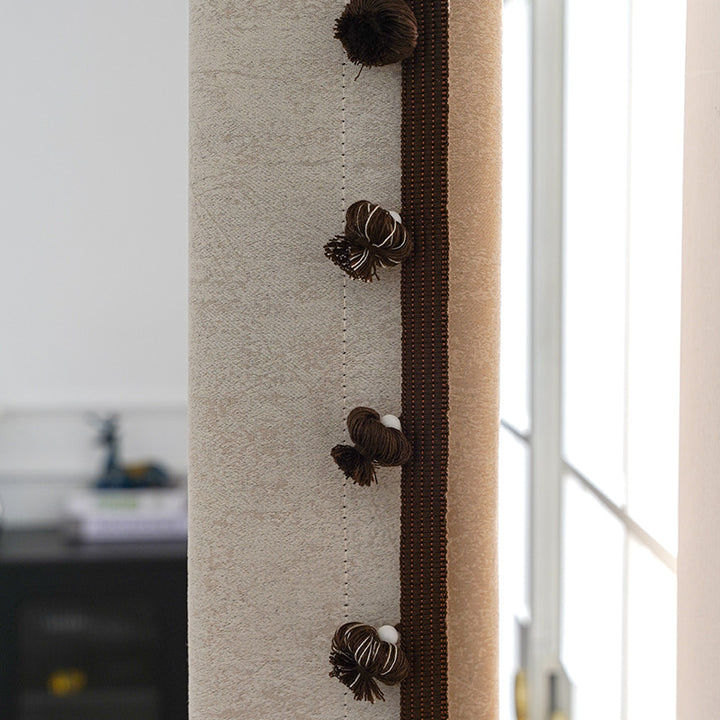 Decorative curtain trim with pompons Kalsten