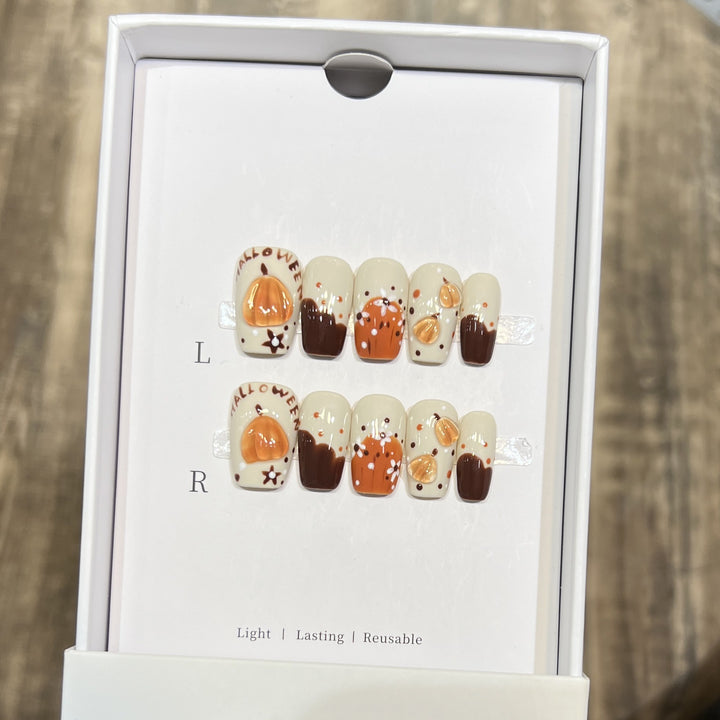 Artistic Press-On Nail Set with Unique Graphic Patterns Kalsten