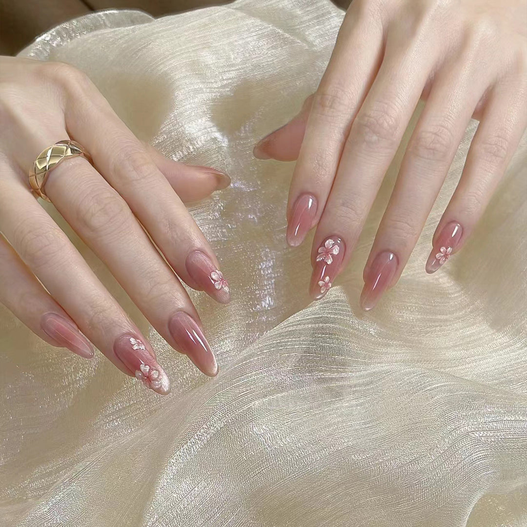 Artificial nail art with floral design Kalsten
