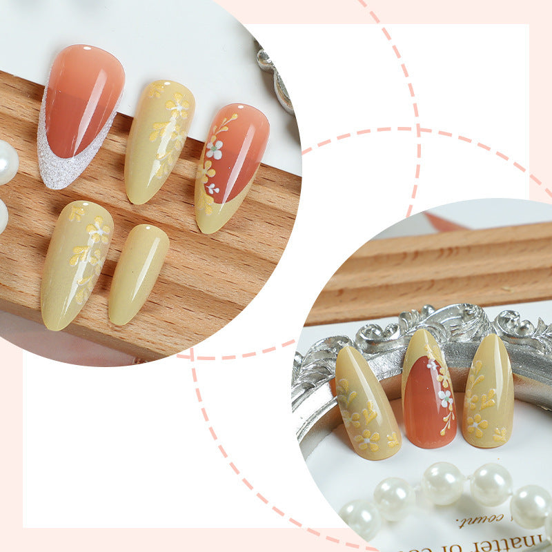 Artificial nail set with elegant floral design Kalsten