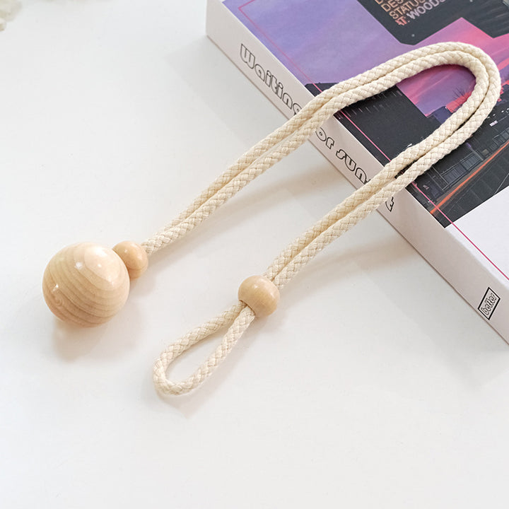 Elegant curtain holder with wooden beads Kalsten