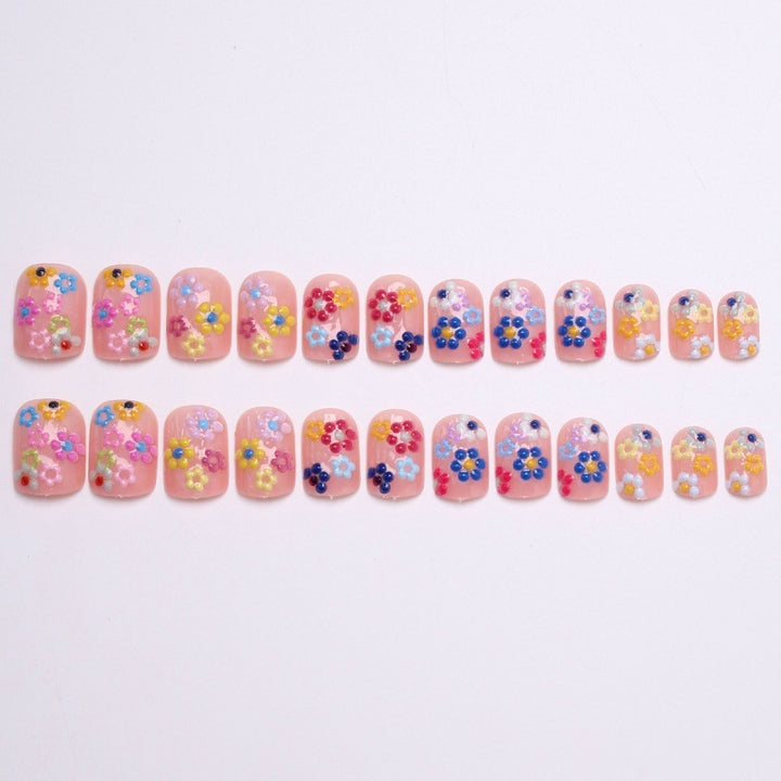 Artistic Nail Art Kalsten