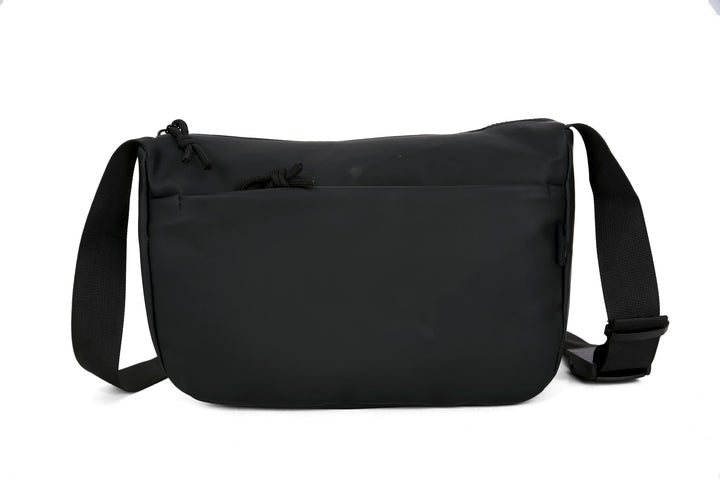 Shoulder bag with lightweight water-repellent material and adjustable shoulder strap Kalsten