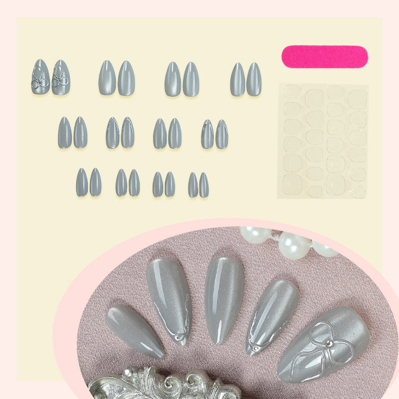 Stylish Press-On Nail Set with Elegant Silver Accents Kalsten