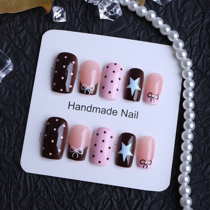 Self-adhesive artificial nails with playful patterns Kalsten