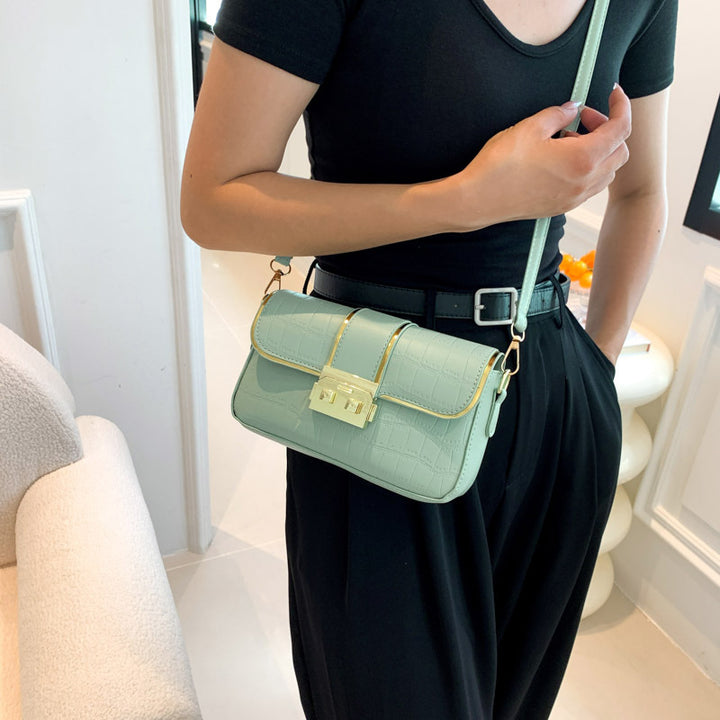 Elegant Crocodile-Textured Crossbody Handbag