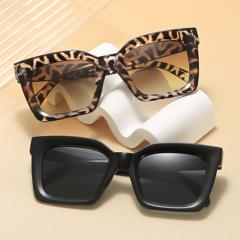 Bold Fashion Square Sunglasses Kalsten