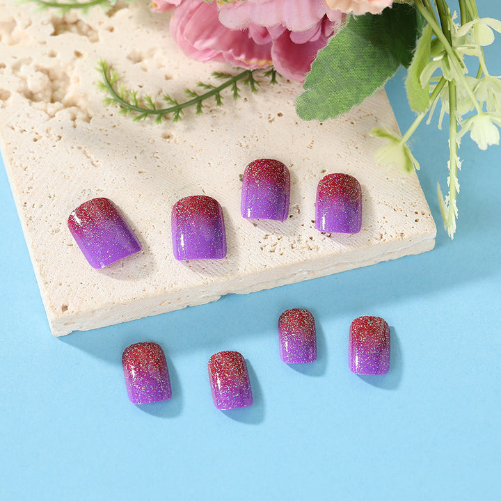 Glittering artificial nails with gradient Kalsten