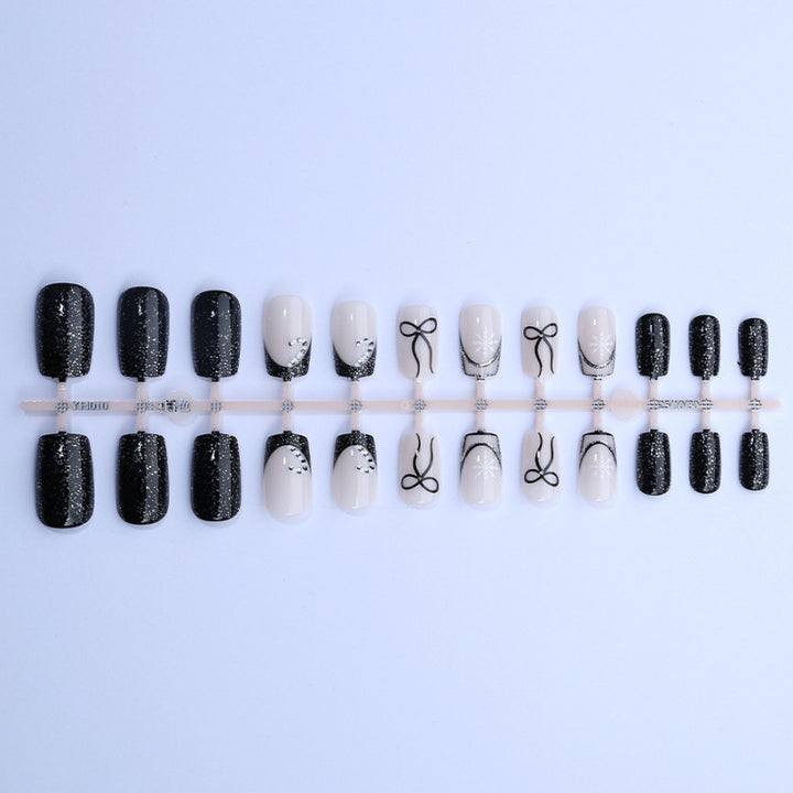 Glamorous Holiday-Themed Press-On Nail Art