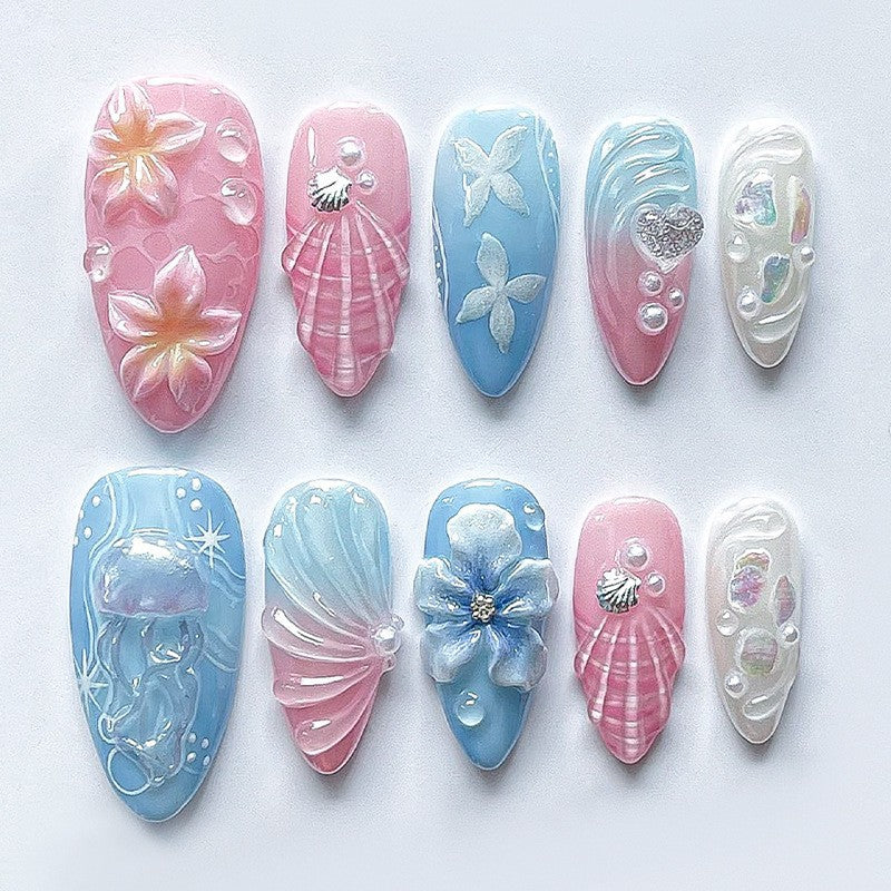 creative nail art set with maritime motifs and sparkling accents Kalsten