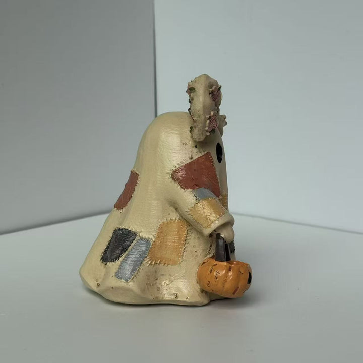 Playful Halloween decoration figure Kalsten
