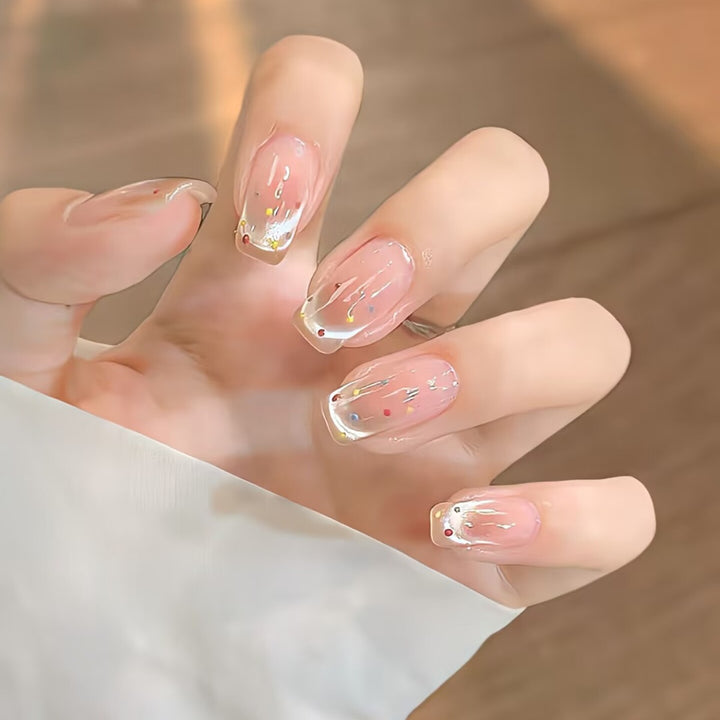 Trendy artificial nails with glitter effects Kalsten