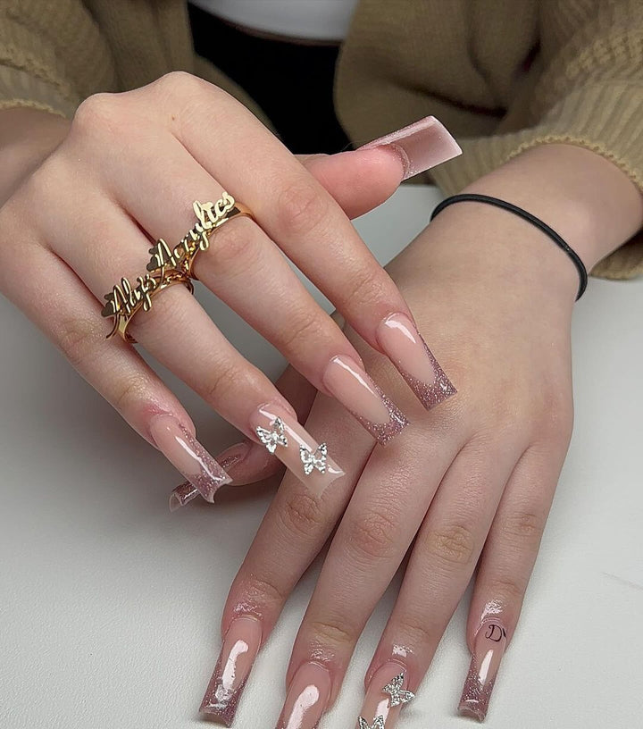 Artistic Long Glossy Almond-Shaped Nail Extensions Kalsten
