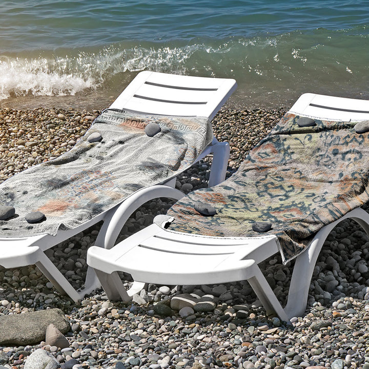 Beach towel made of skin-friendly microfiber with a creative pattern mix Kalsten