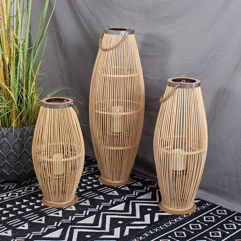 Elegant Rattan Lantern Kalsten