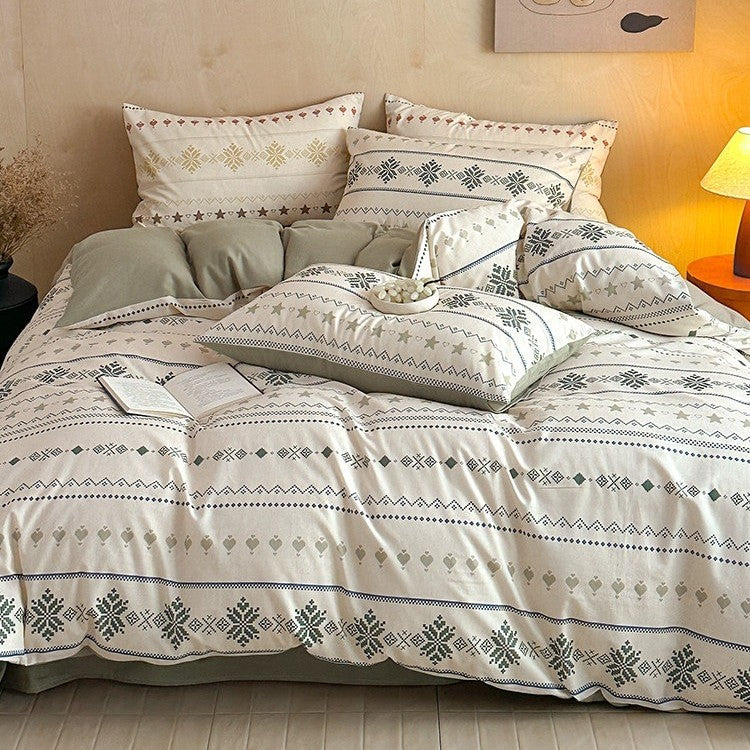 Reversible cotton satin bedding set with Nordic star-heart pattern