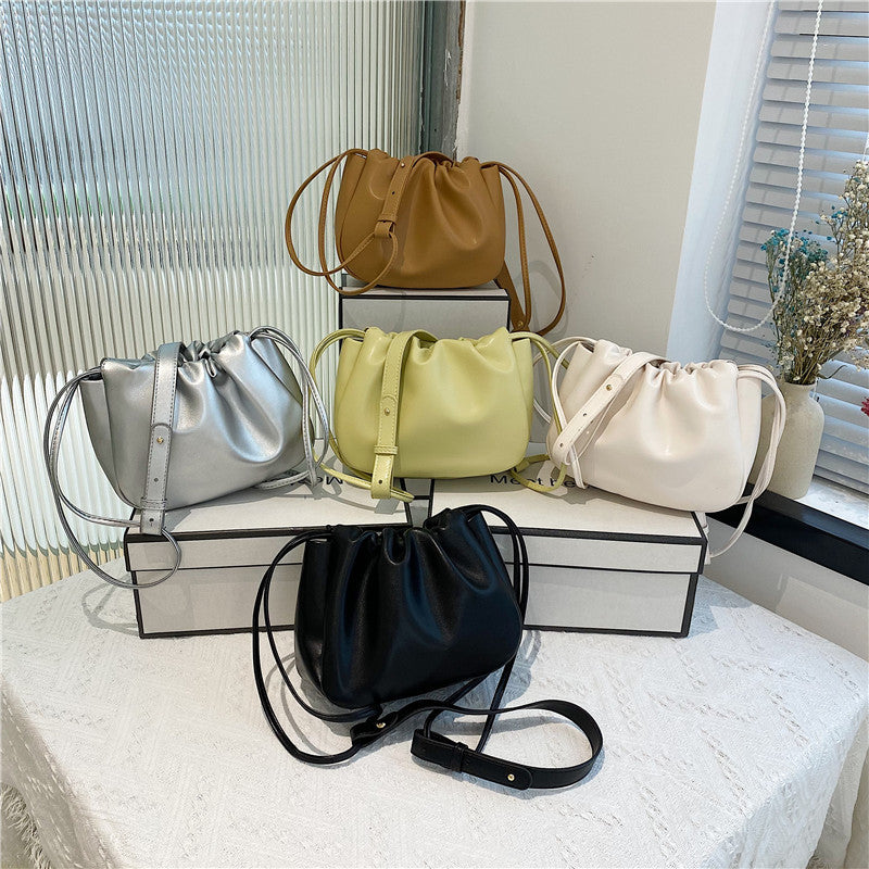 Chic Pleated Handheld Bag Kalsten