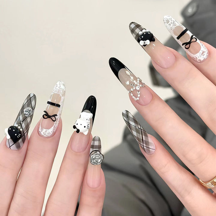 Artistic Character-Embellished Press-On Nails Kalsten