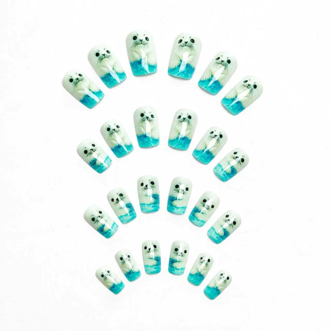 3D Seal-Themed Nail Art Kalsten