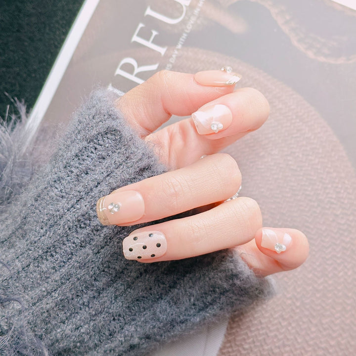 Elegant French Tip Press-On Nails Kalsten