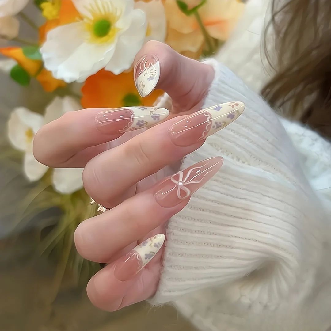 Artificial nails with floral design Kalsten