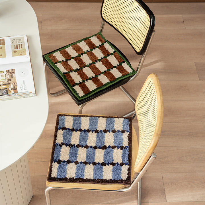 Hand-tufted square bath mat with high pile and non-slip bottom Kalsten