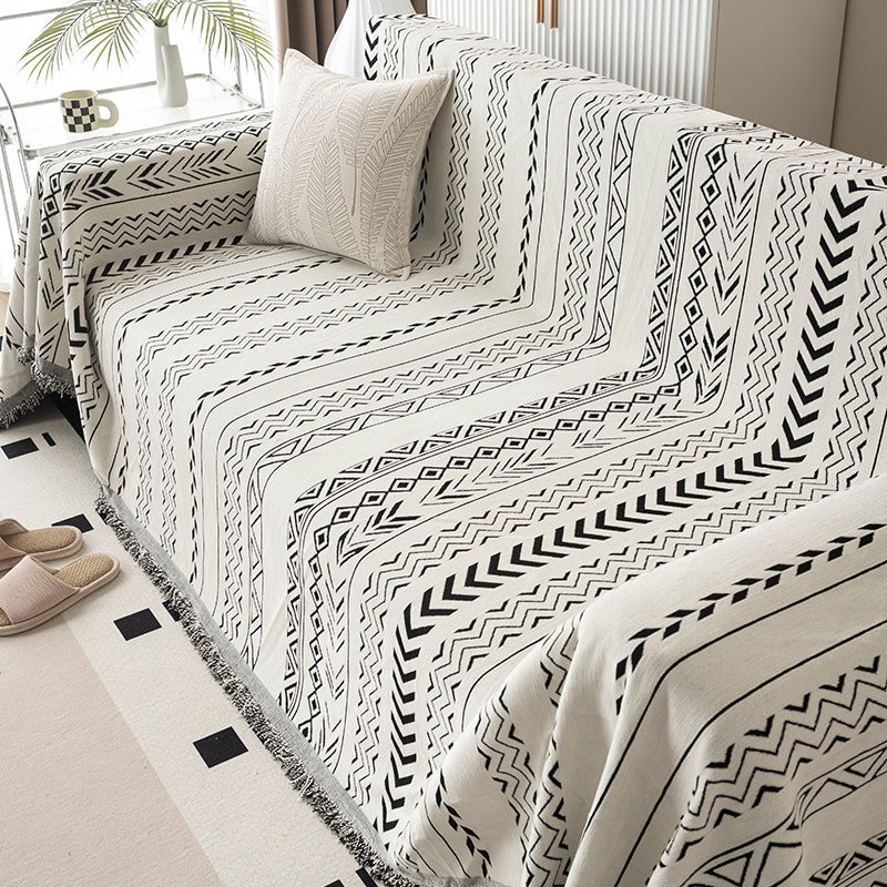Cozy Decorative Fleece Blanket