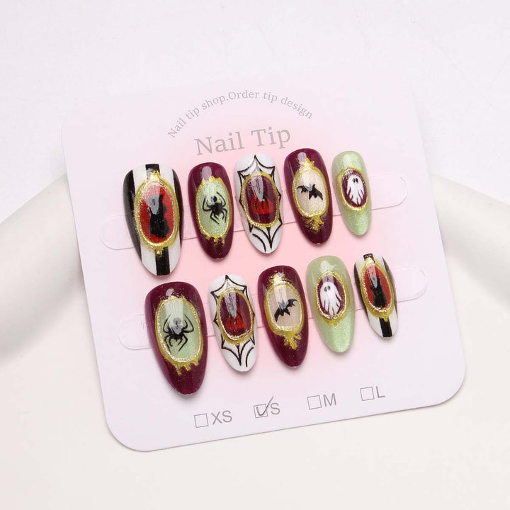 Holiday-Themed Press-On Nail Set Kalsten